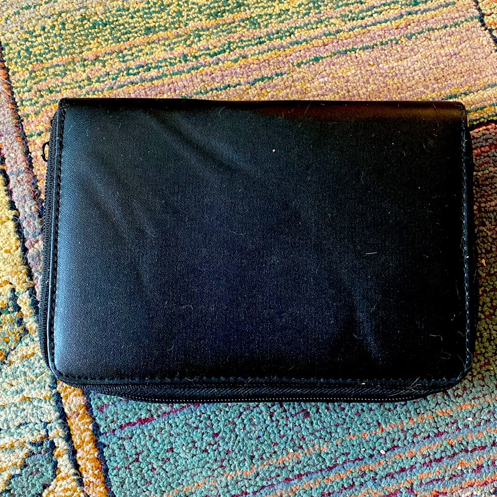 Wallet/Purse - Picture 2 of 5